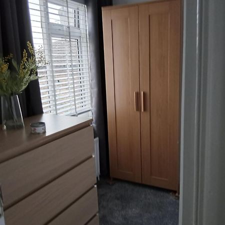Crown Road Apartment Sittingbourne Luaran gambar