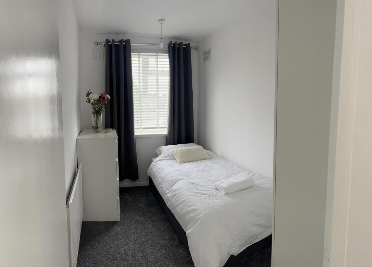 Crown Road Apartment Sittingbourne Luaran gambar