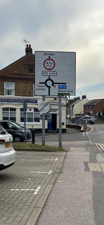 Crown Road Apartment Sittingbourne Luaran gambar