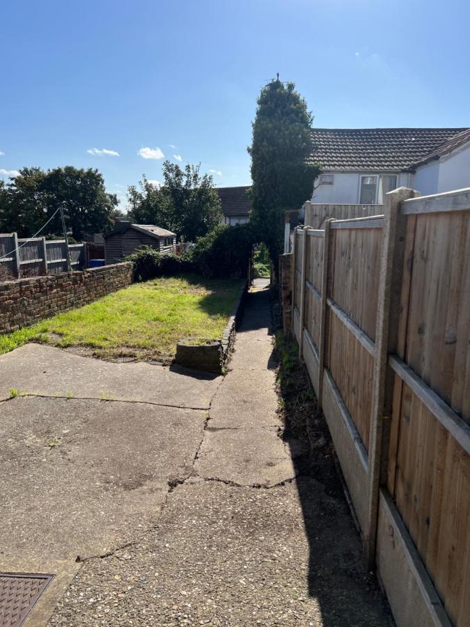 Crown Road Apartment Sittingbourne Luaran gambar